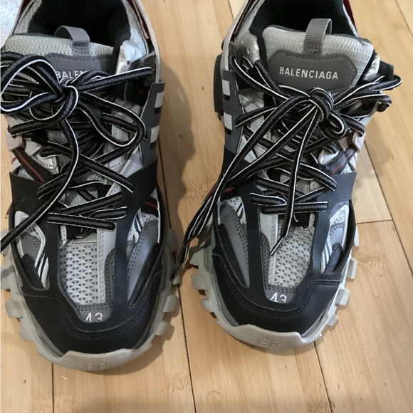 Balenciaga Track ..Grey red black size 10 - Picture 2 of 4